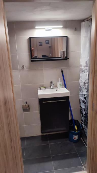 סלוניקי Kostas Appartment מראה חיצוני תמונה