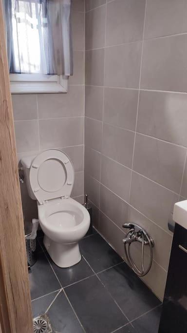 סלוניקי Kostas Appartment מראה חיצוני תמונה